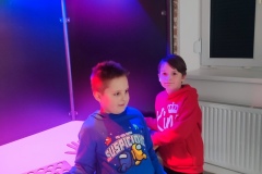 25